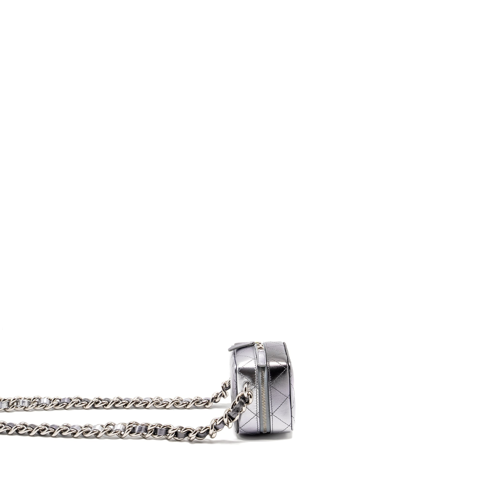 chanel-mini-quilted-vanity-with-giant-chain-lambskin-metallic-grey-shw