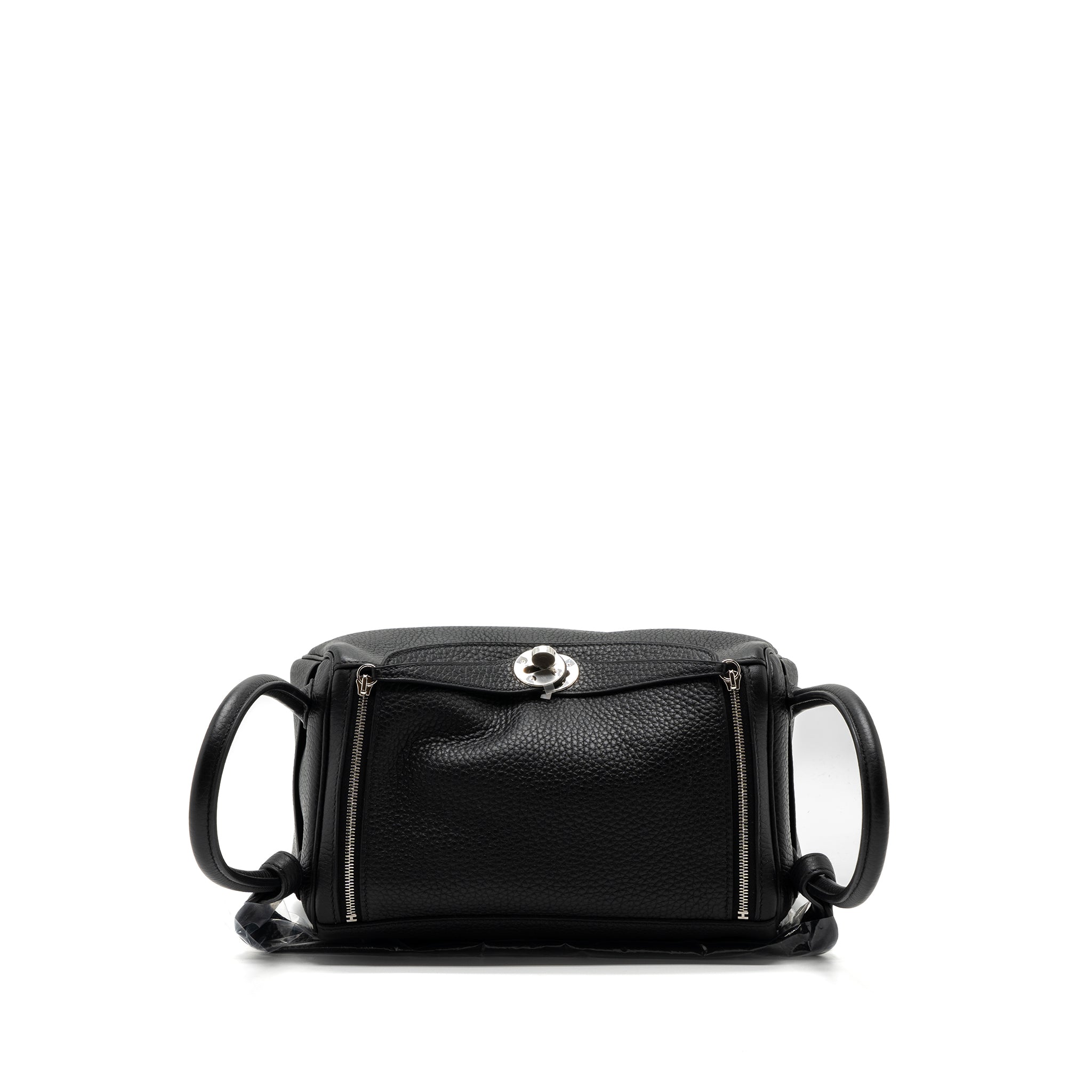 hermes-lindy-26-clemence-black-shw-stamp-u-1