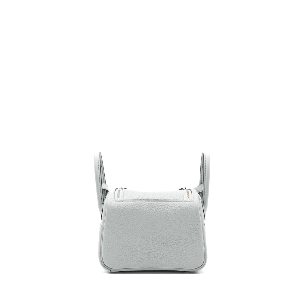 hermes-mini-lindy-clemence-bleu-pale-shw-stamp-b