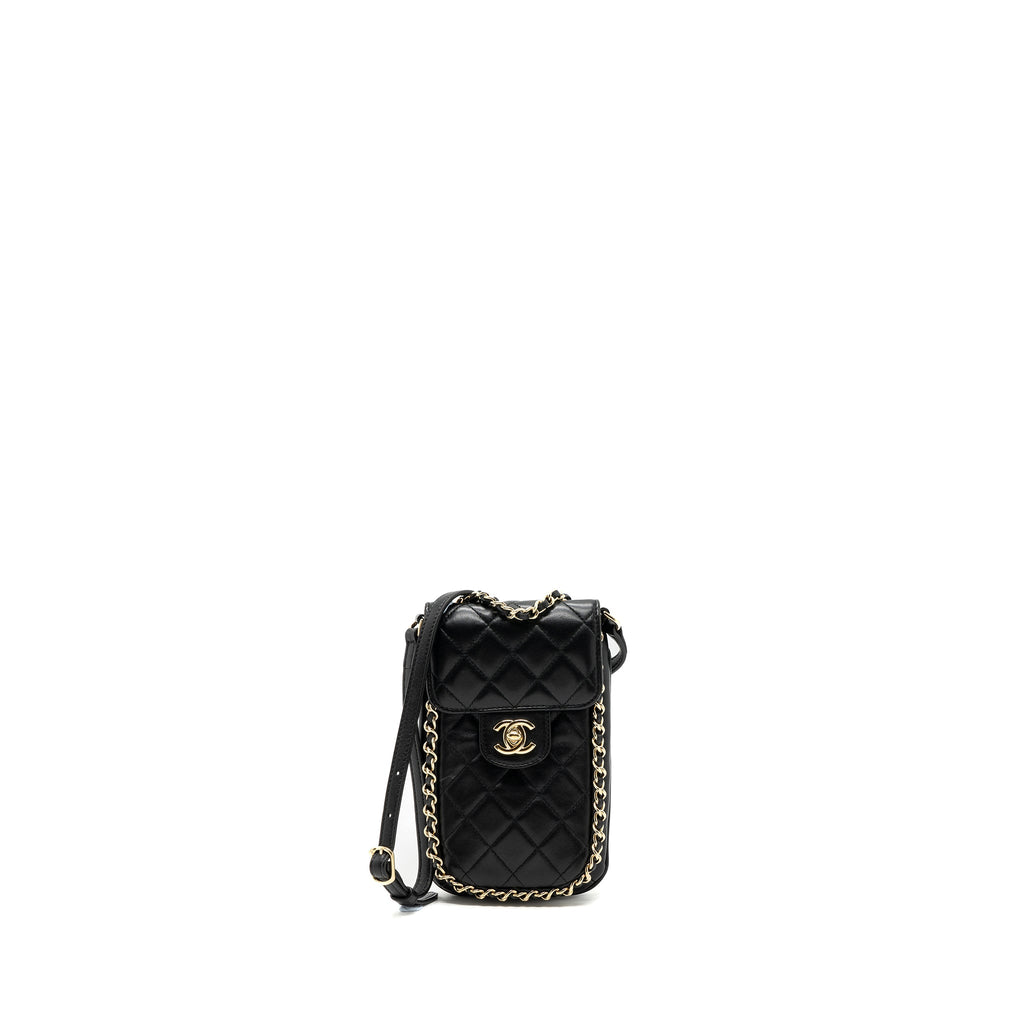 chanel-phone-holder-with-chain-lambskin-black-lghw