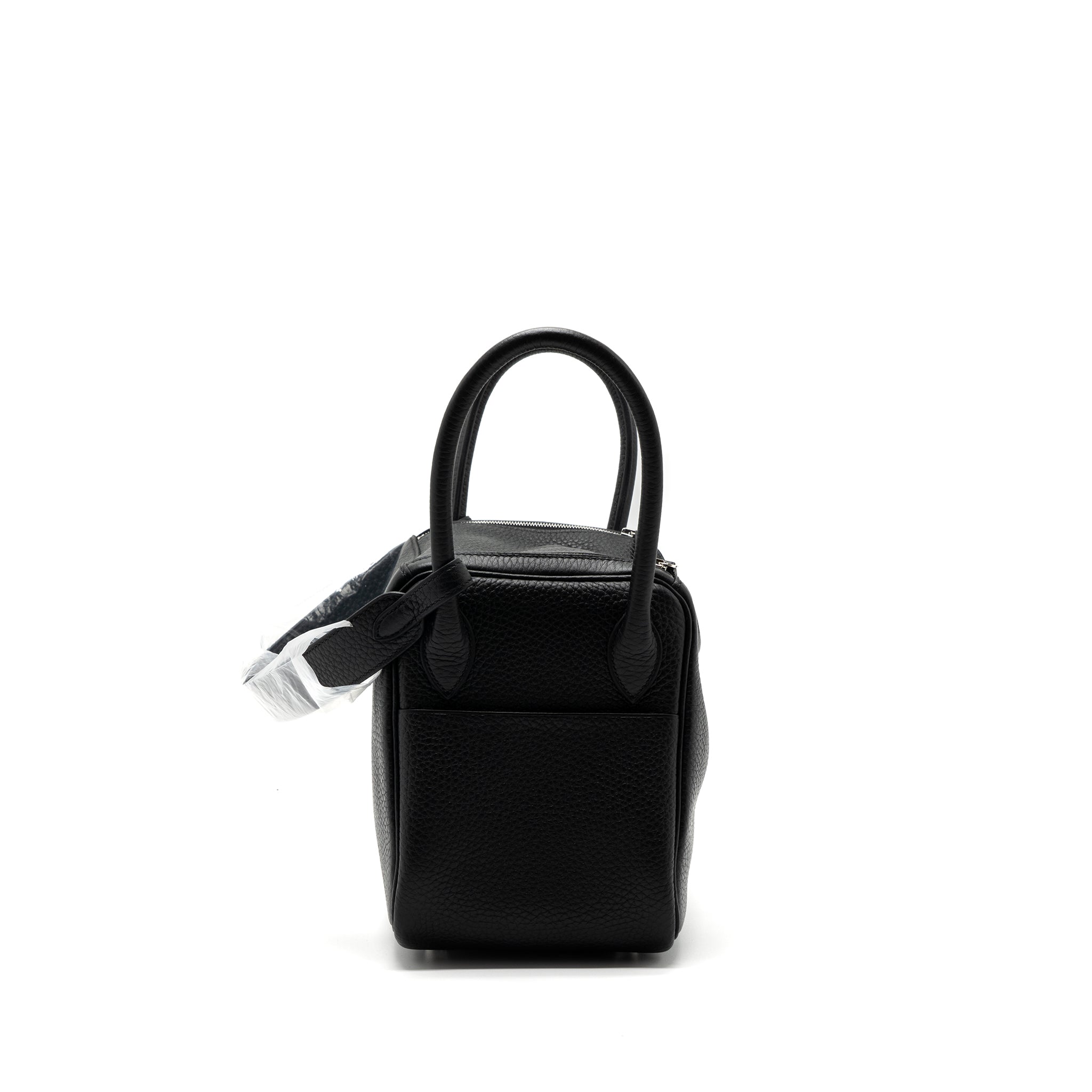 hermes-lindy-26-clemence-black-shw-stamp-u-1