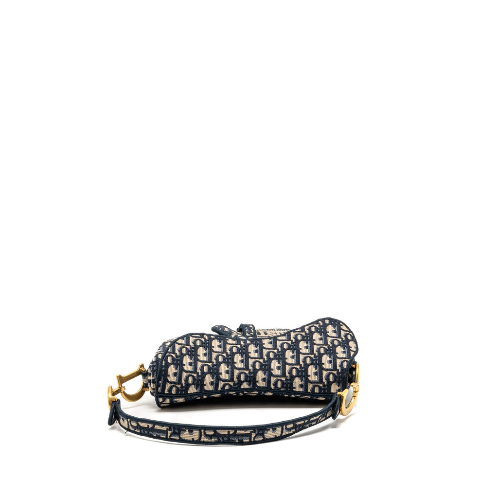 dior-medium-saddle-bag-oblique-embroidery-canvas-blue-ghw-copy