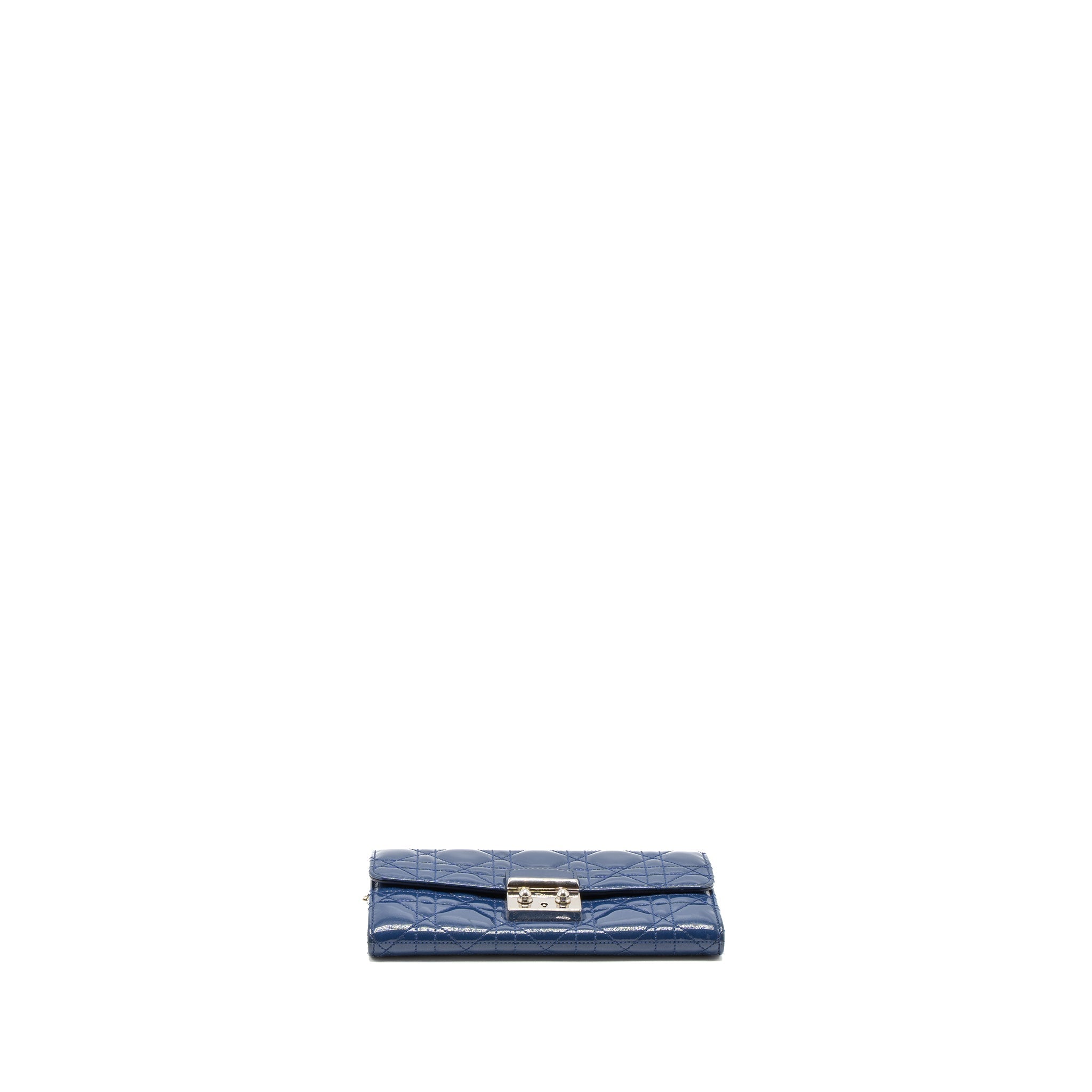 dior-flap-wallet-with-chain-patent-blue-shw