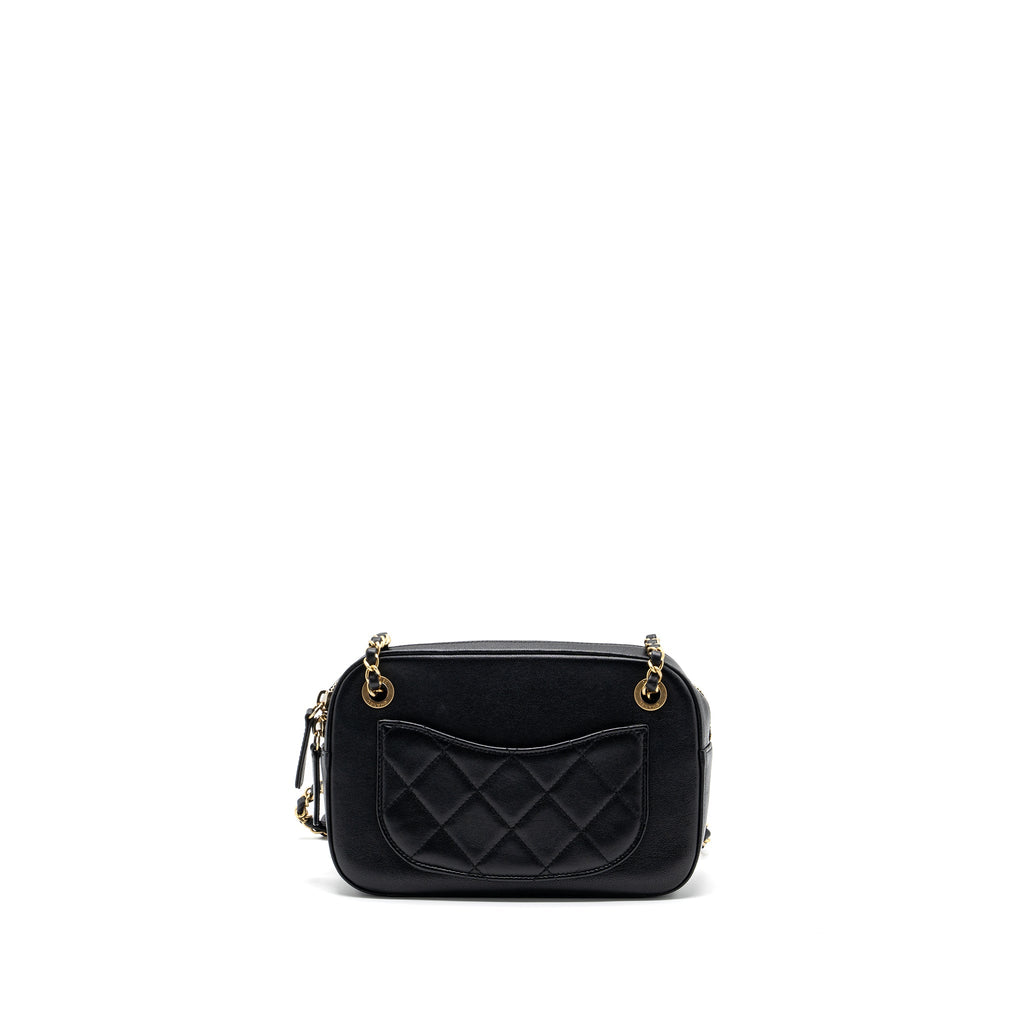 copy-of-chanel-cc-chain-logo-camera-bag-lambskin-black-ghw