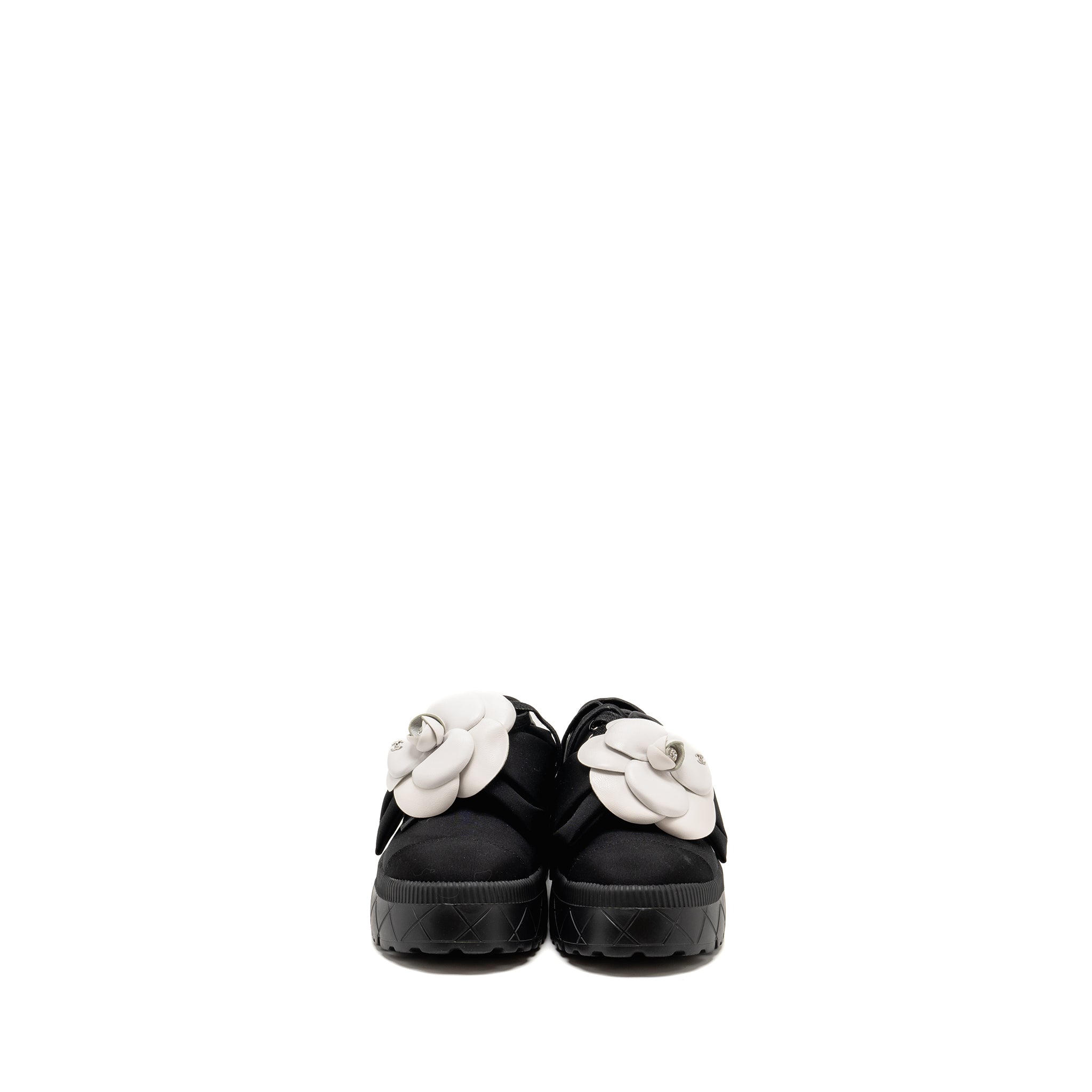 chanel-size-37-camellia-loafer-black-white-copy