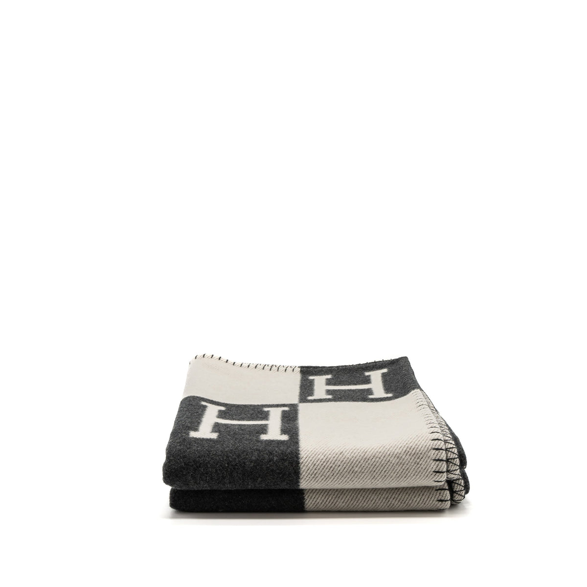 hermes-avalon-throw-blanket-ecru-gris-fonce-1