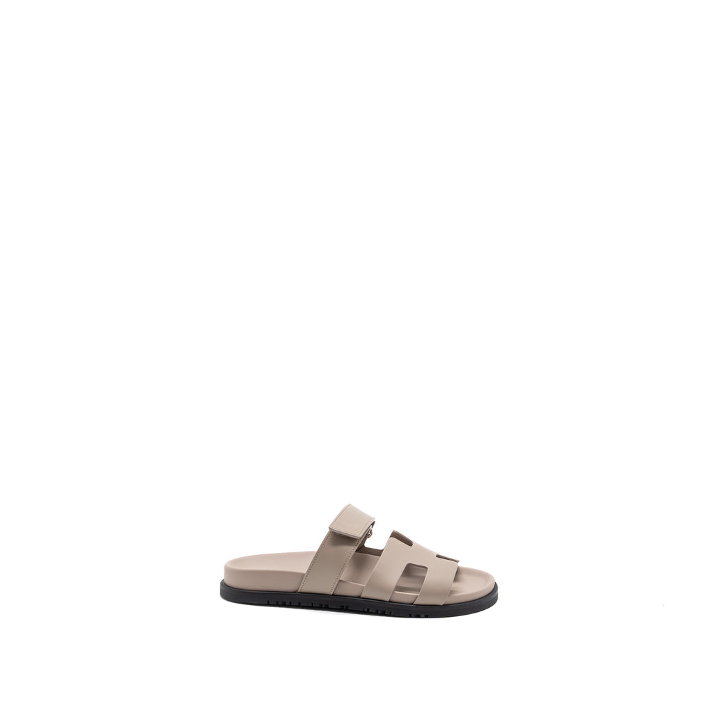 hermes-size-38-chypre-sandals-veau-beige-mastic-shw