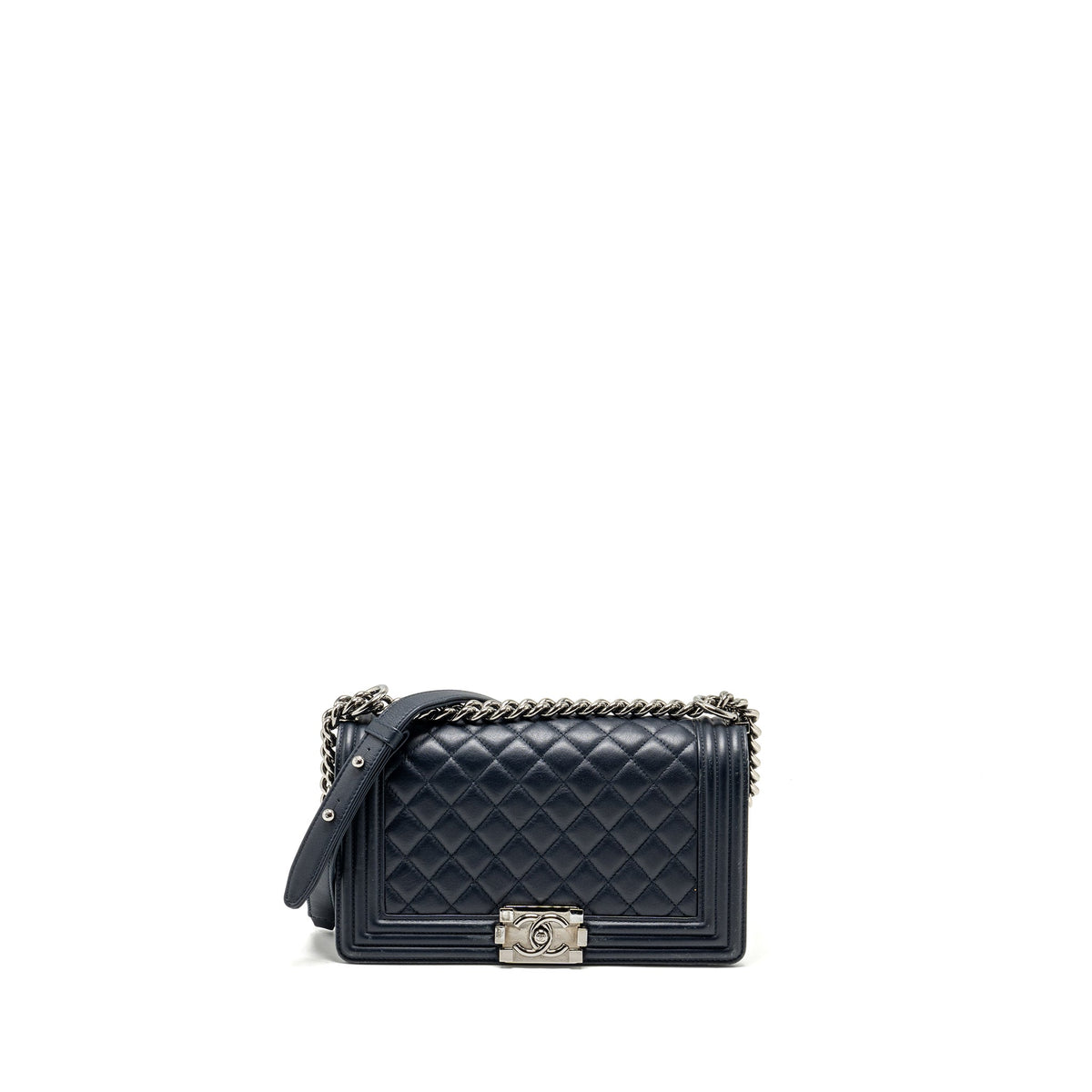 chanel-medium-boy-bag-calfskin-navy-shw