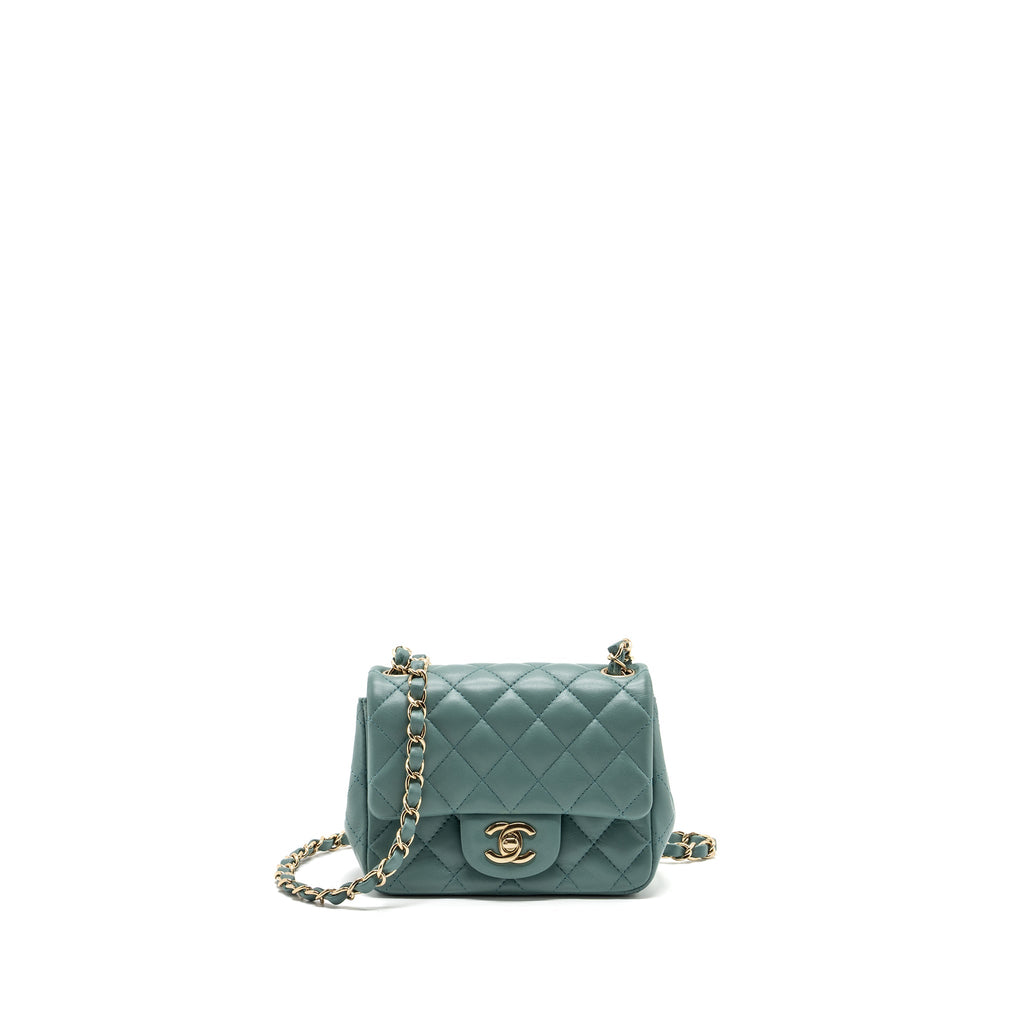 chanel-square-flap-bag-green