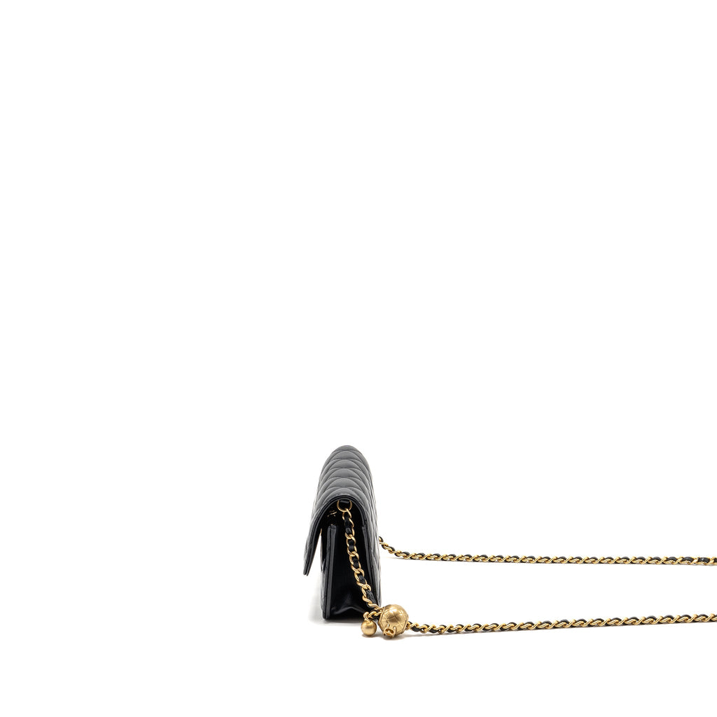 chanel-pearl-crush-mini-flap-wallet-on-chain-lambskin-black-ghw-microchip