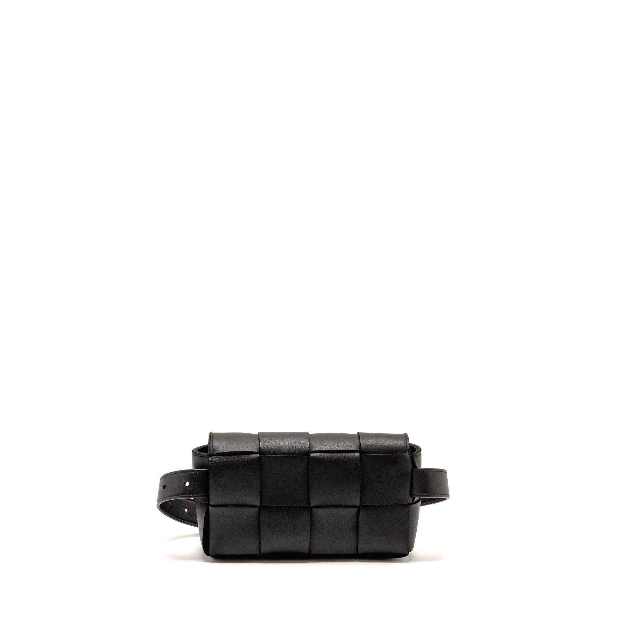 bottega-veneta-cassette-belt-bag-calfskin-black-ghw