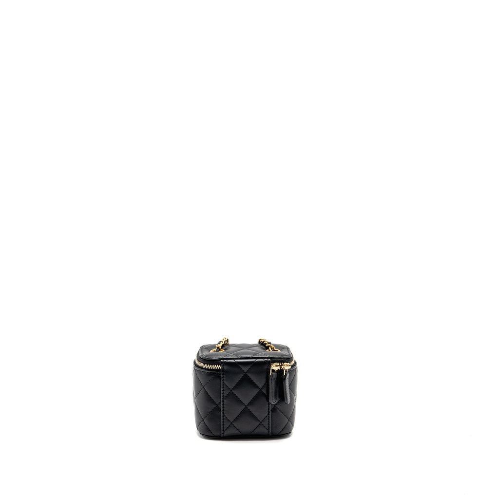 chanel-pearl-crush-mini-vanity-with-chain-lambskin-black-ghw-3