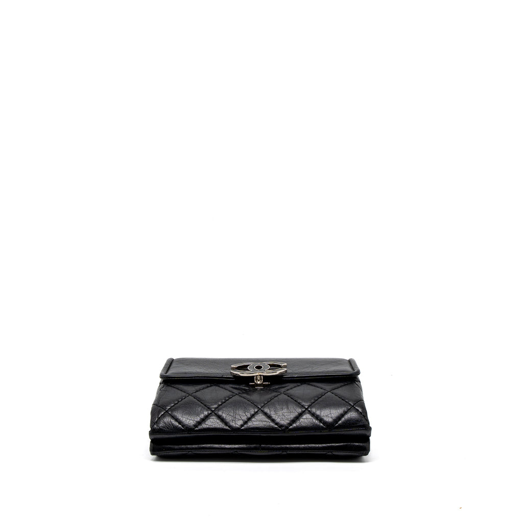 chanel-giant-cc-logo-bag-calfskin-navy-shw