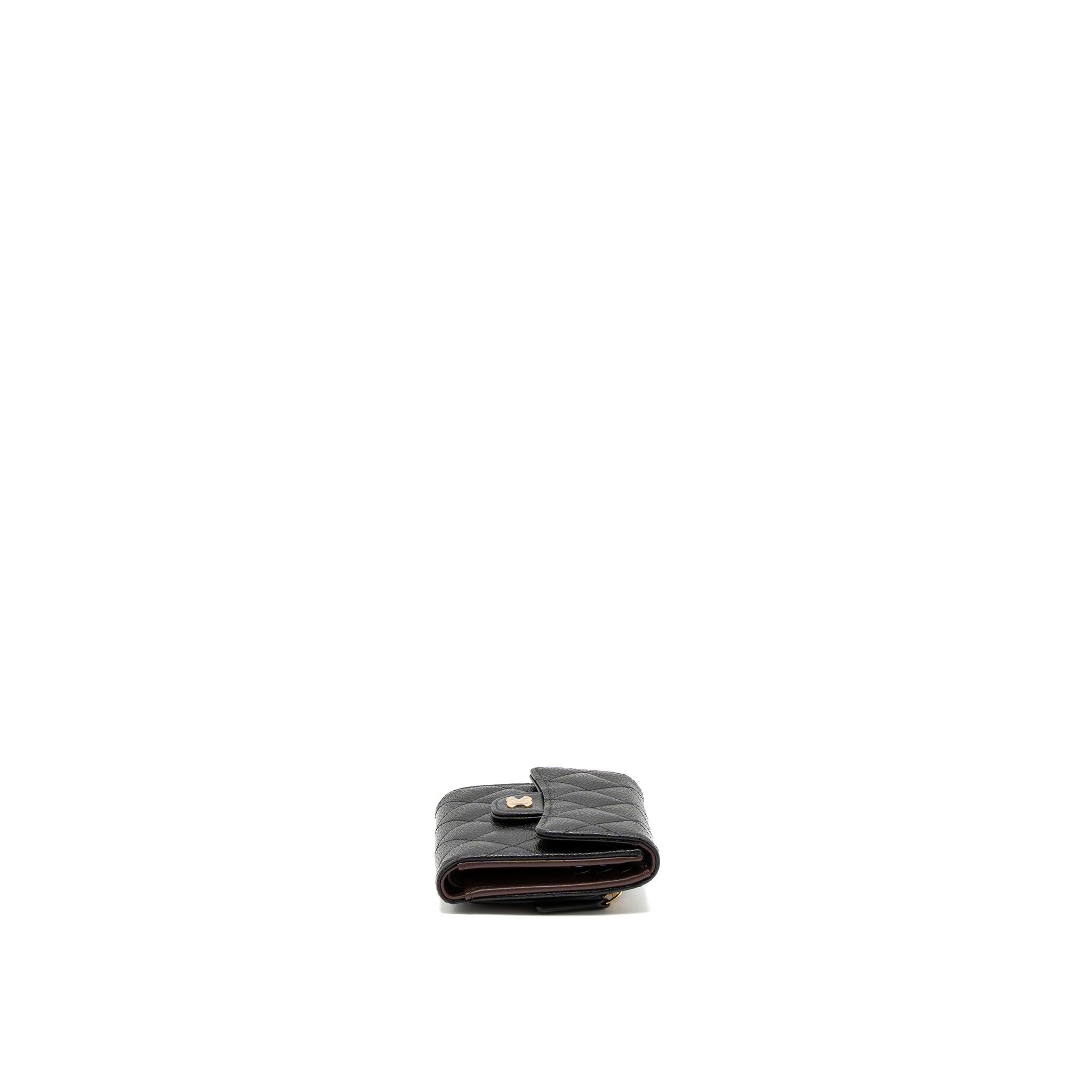 chanel-classic-compact-wallet-caviar-black-lghw-microchip-1