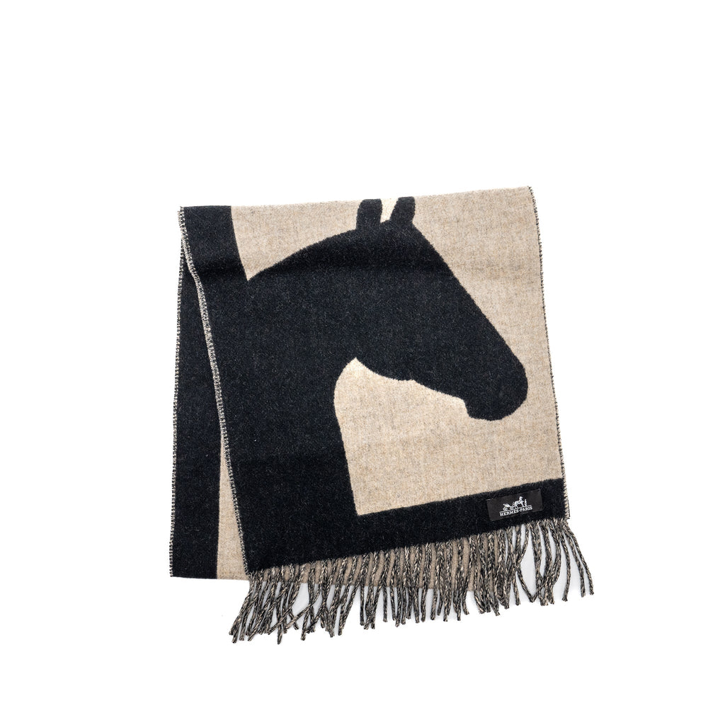 hermes-casaque-love-story-muffler-cashmere-noir-beige-chine