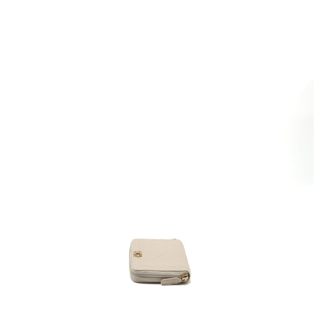 chanel-boy-zipper-long-wallet-caviar-white-lghw