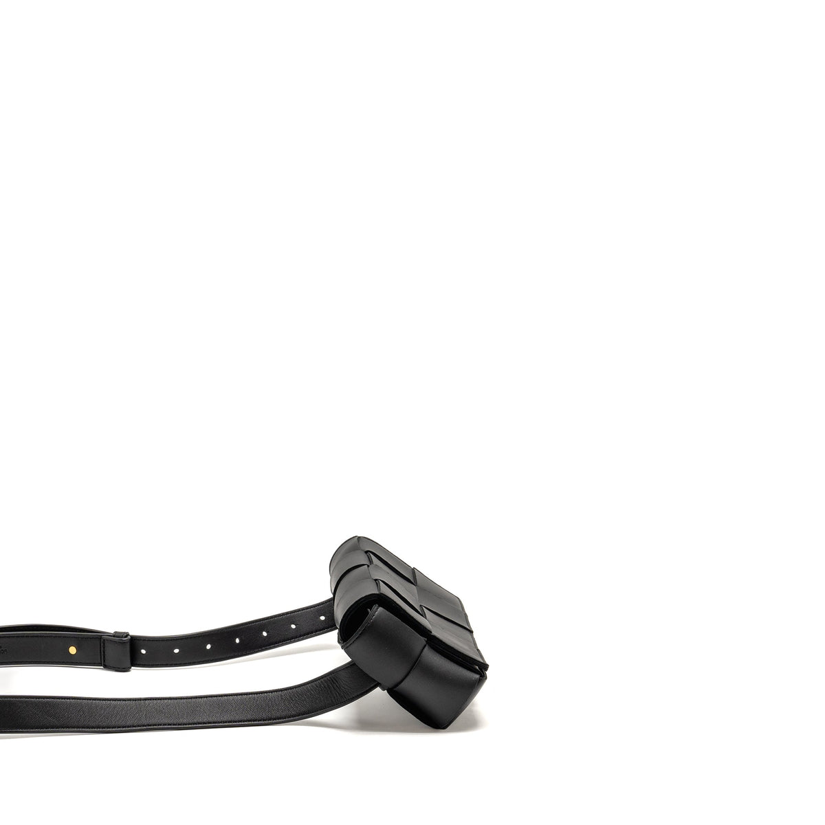 bottega-veneta-cassette-belt-bag-calfskin-black-ghw