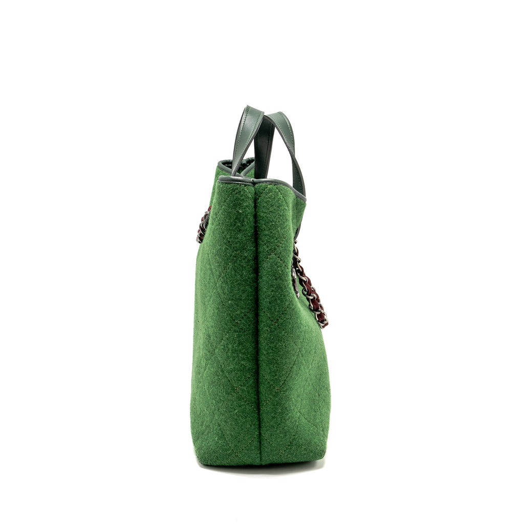 chanel-medium-quilted-pop-tote-bag-felt-leather-green-ruthenium-hardware