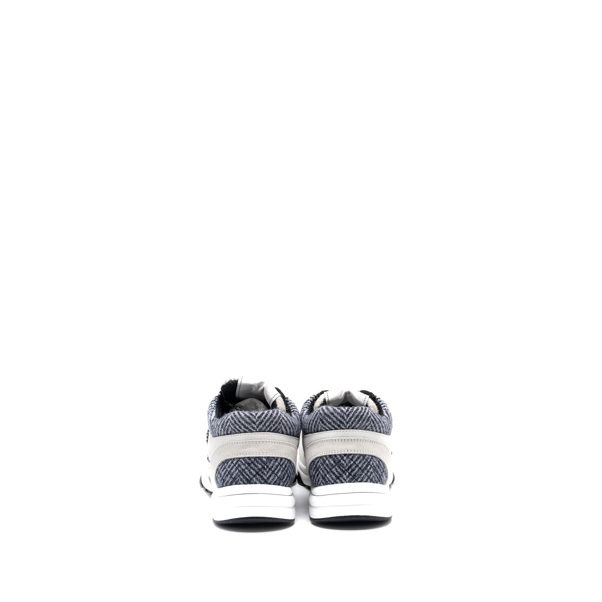 chanel-size38-5-cc-logo-sneakers-suede-leather-fabric-light-grey
