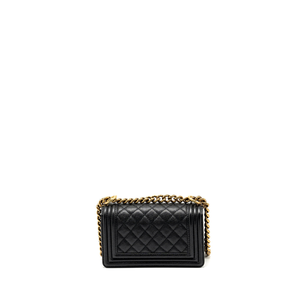 chanel-small-boy-bag-caviar-black-ruthenium-ghw