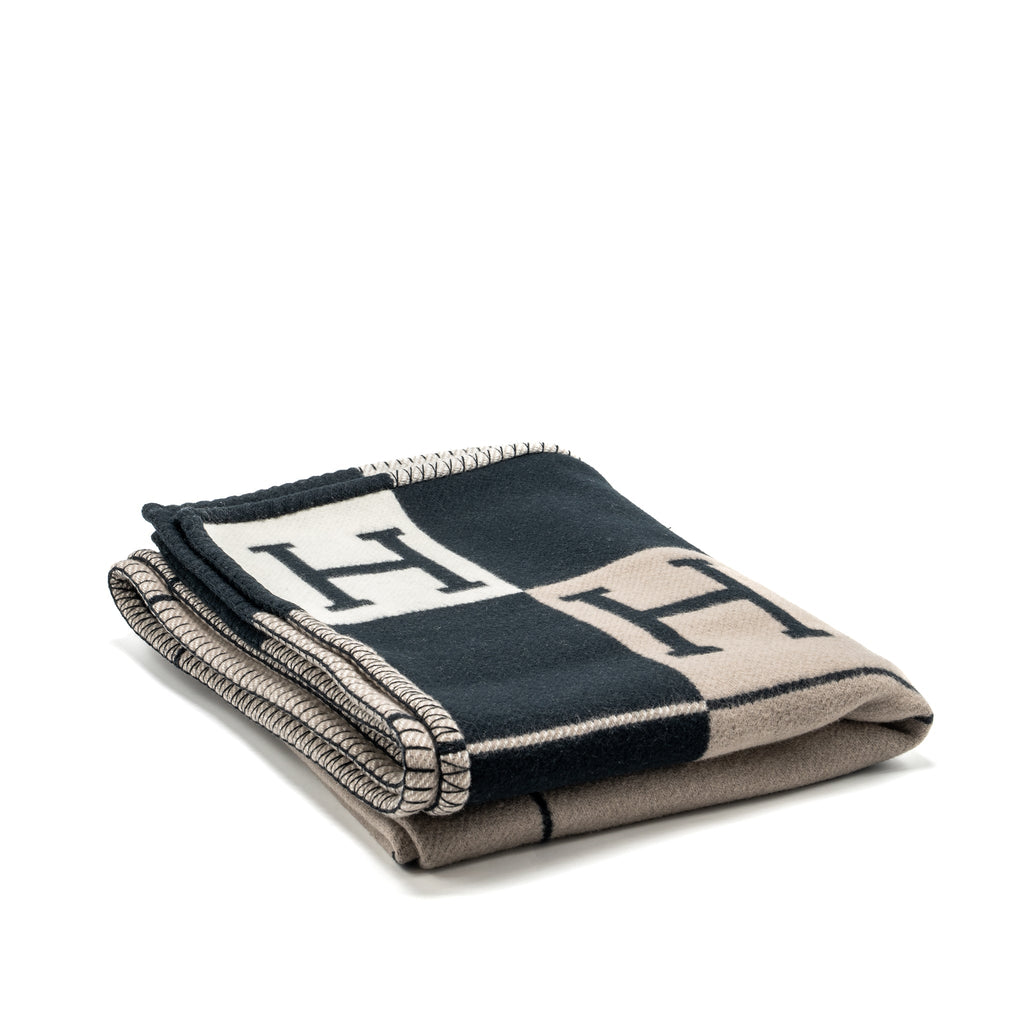 hermes-avalon-throw-blanket-wool-black-multicolour
