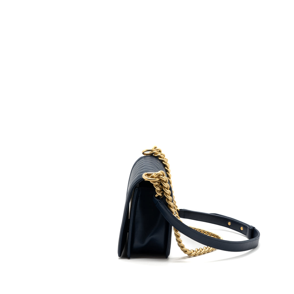 chanel-medium-boy-bag-dark-blue-ghw