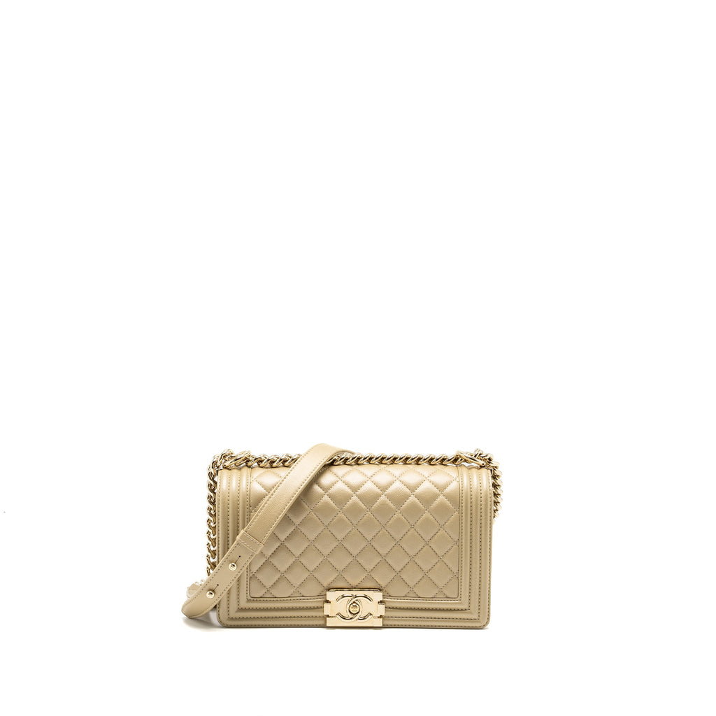 chanel-medium-boy-bag-caviar-gold-lghw
