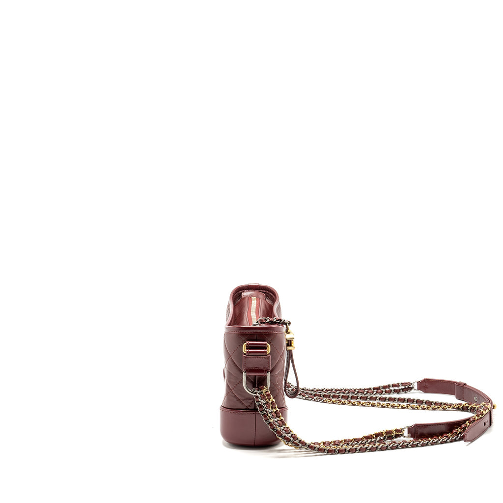 chanel-small-gabrielle-hobo-bag-calfskin-red-multicolour-hardware