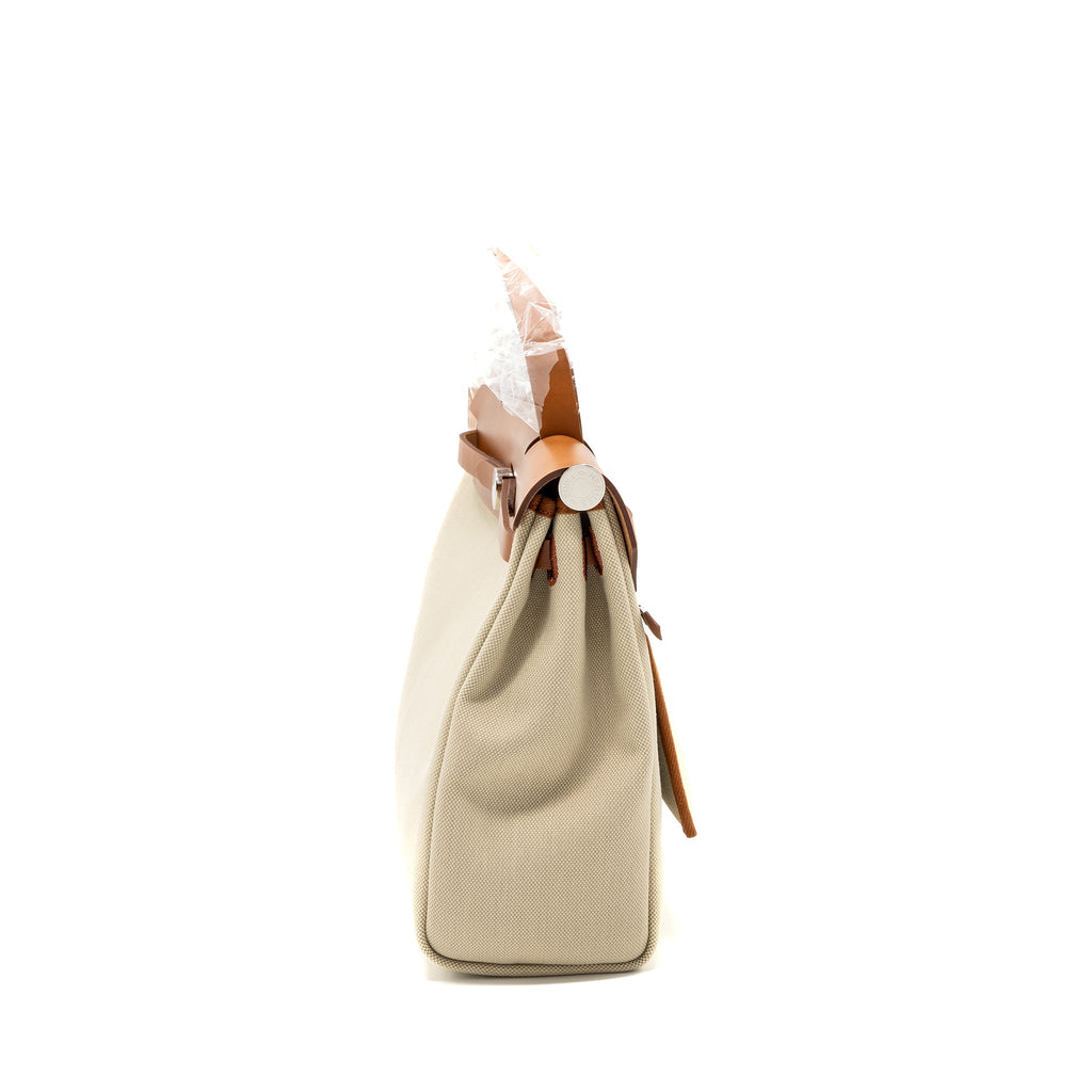 hermes-herbag-31-zip-bag-toile-militaries-vache-hunter-beton-fauve-shw-stamp-b