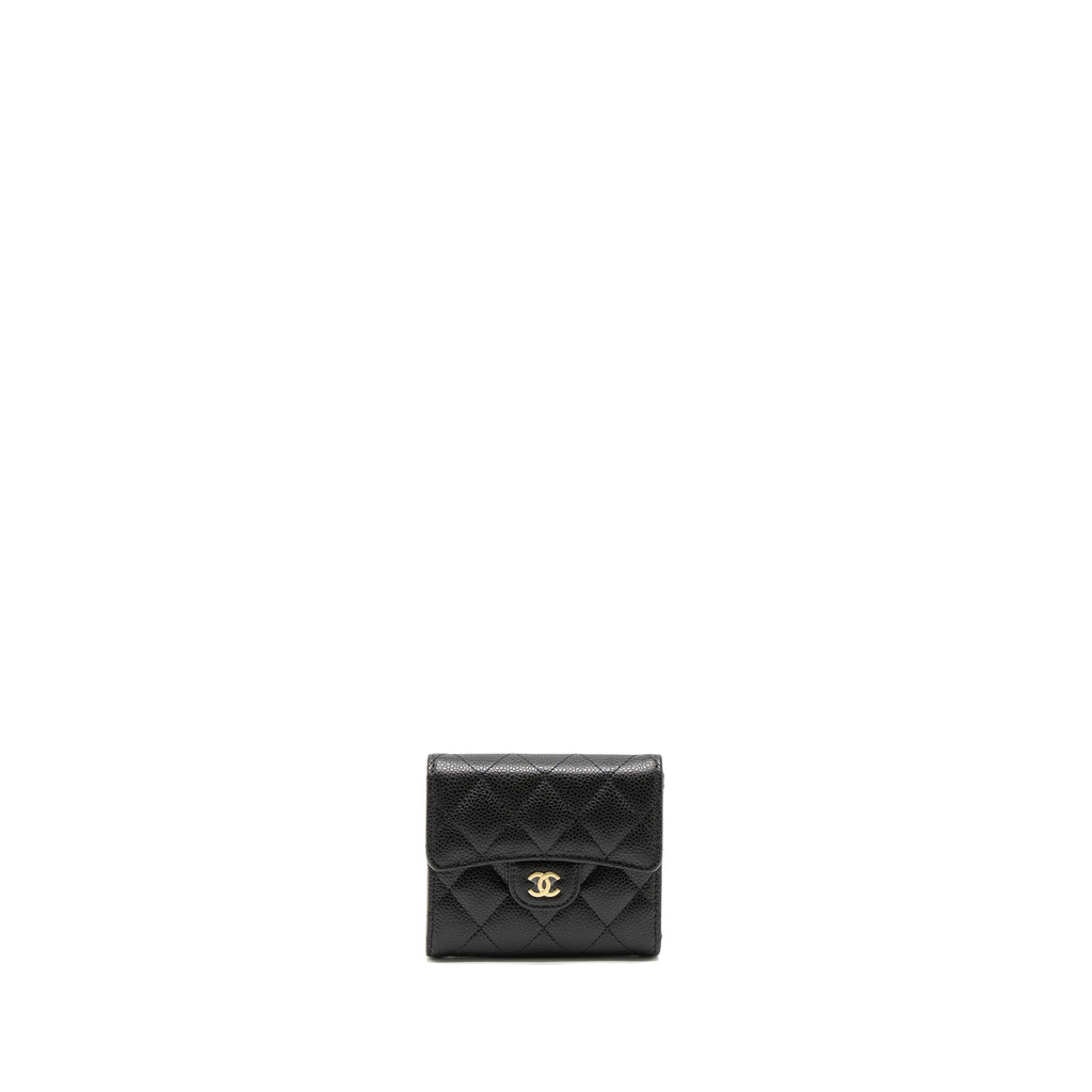 chanel-classic-compact-wallet-caviar-black-lghw-microchip-1