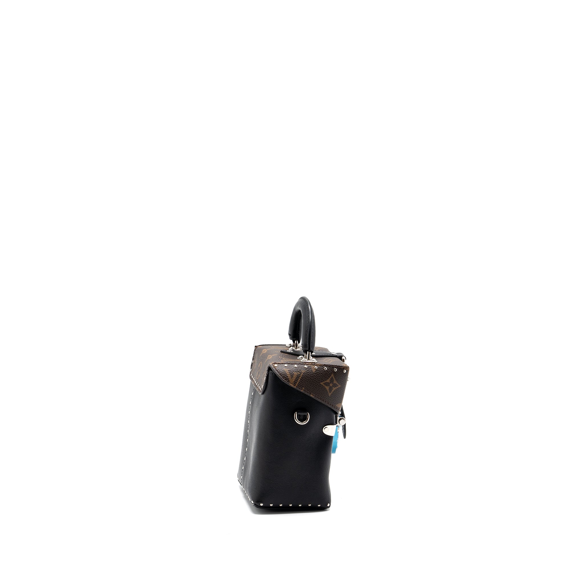 louis-vuitton-camera-box-shoulder-bag-monogram-reverse-canvas-shw