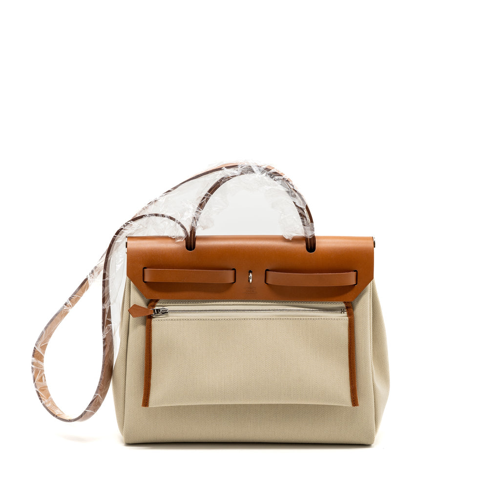 hermes-herbag-31-zip-bag-toile-militaries-vache-hunter-beton-fauve-shw-stamp-b
