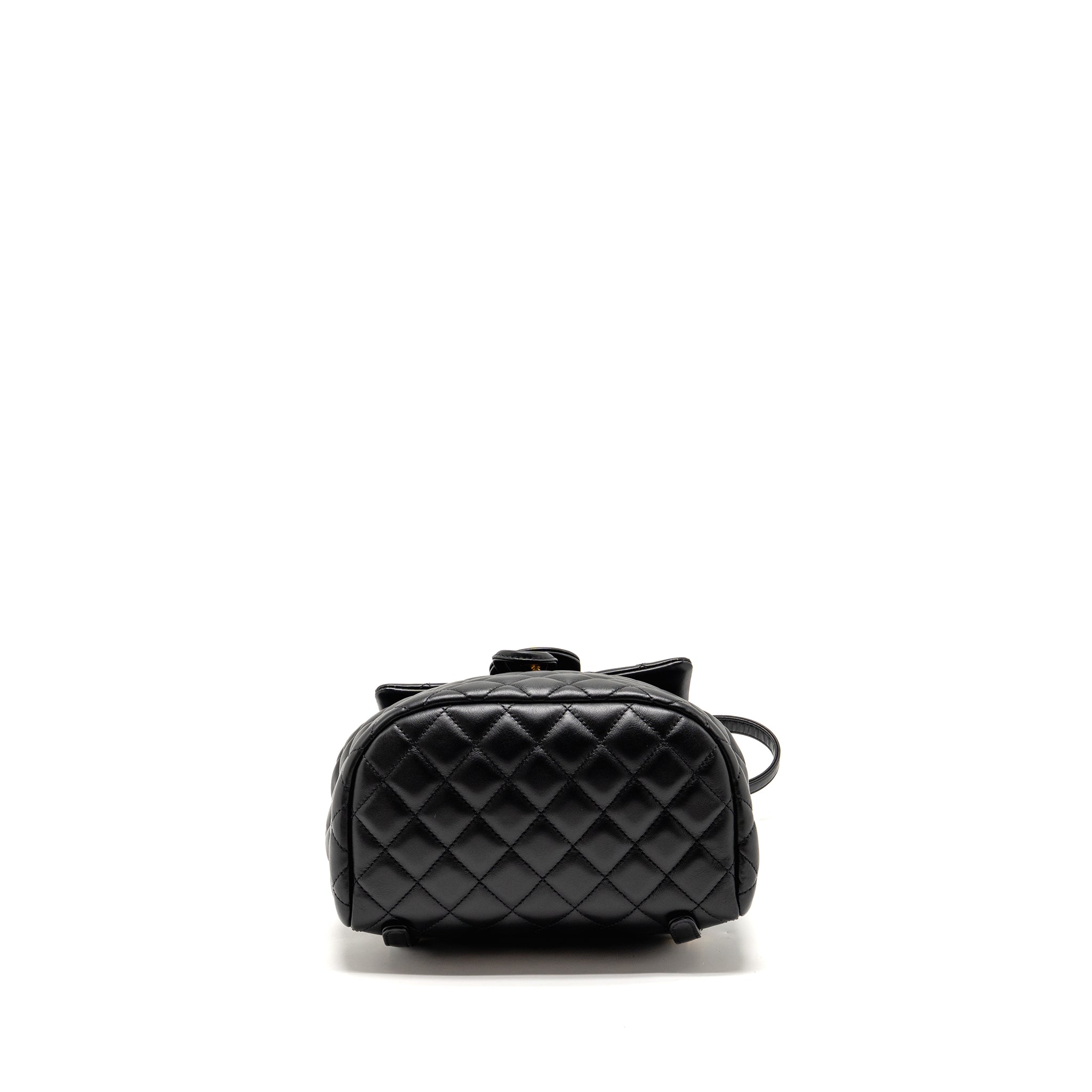 chanel-backpack-black-1