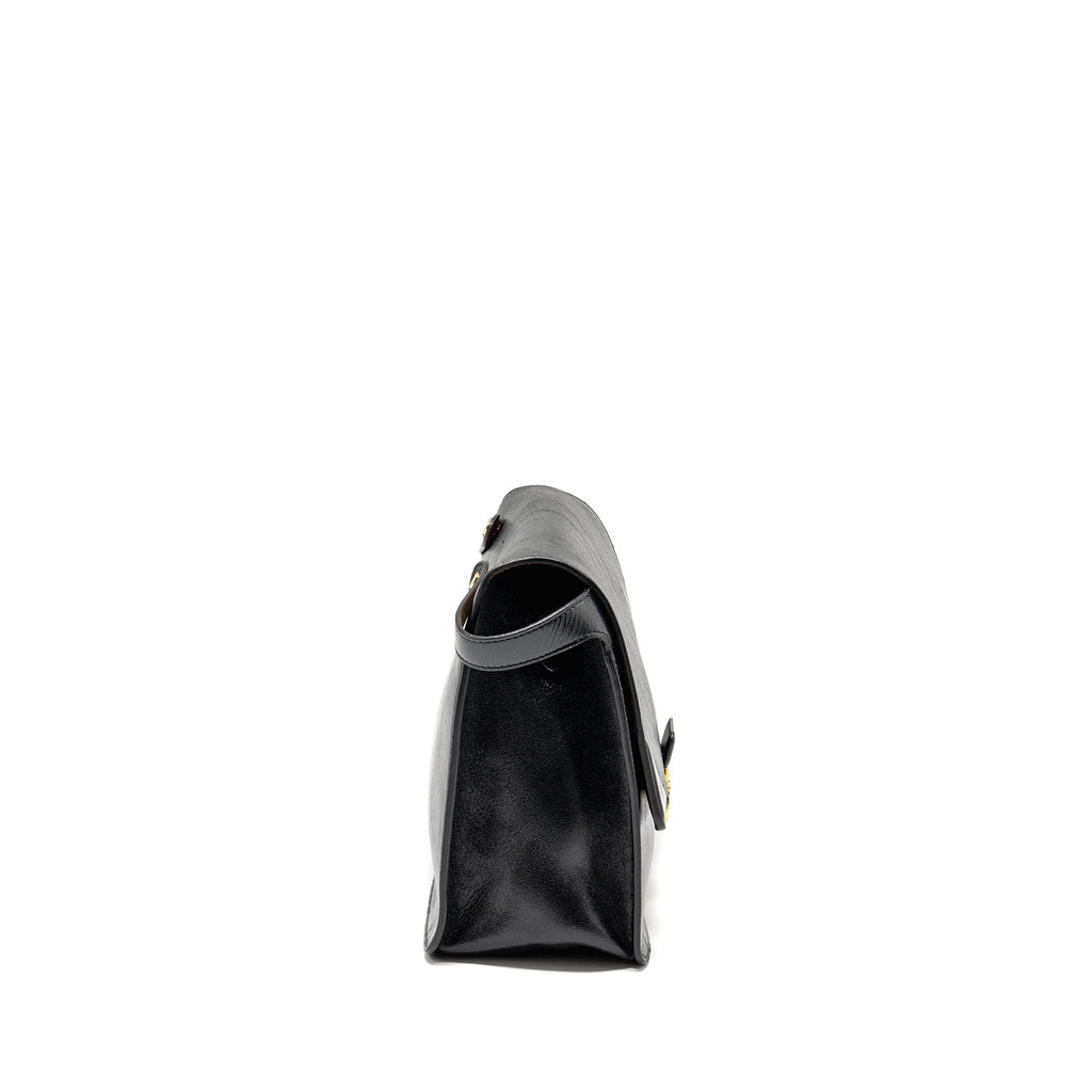 fendi-kan-u-shoulder-bag-leather-black-ghw-copy