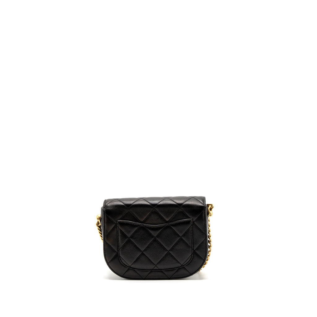 chanel-messenger-bag-calfskin-black-ghw