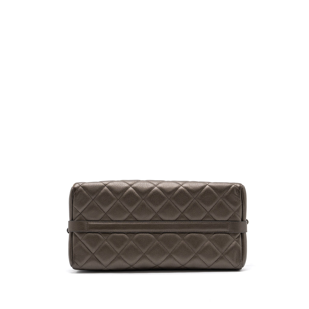 chanel-quilted-tote-bag-goatskin-silver-with-ruthenium-hardware