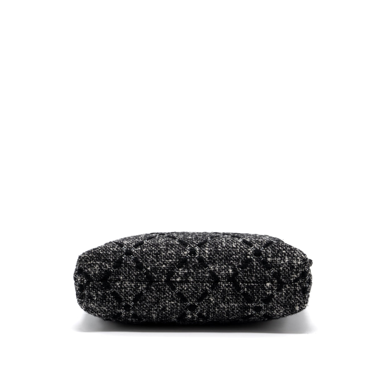 chanel-medium-22-bag-tweed-black-grey-ghw-microchip