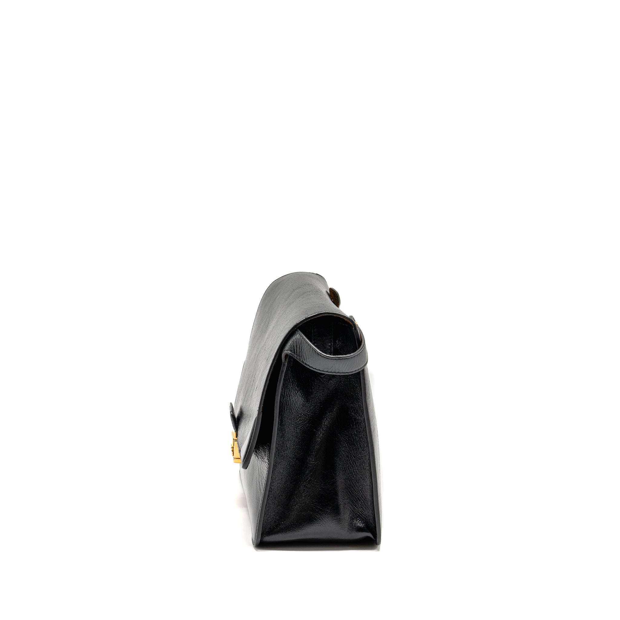 fendi-kan-u-shoulder-bag-leather-black-ghw-copy