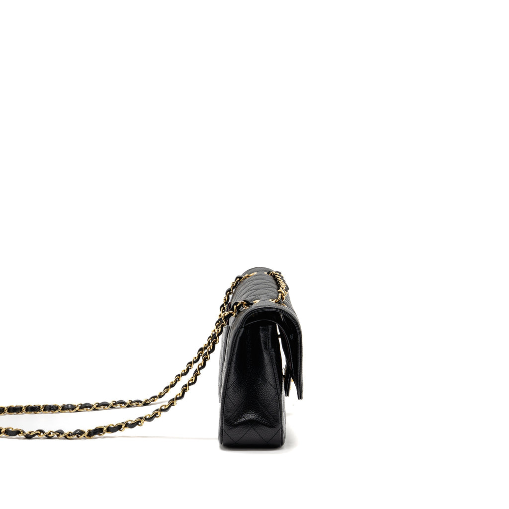 chanel-medium-classic-double-flap-bag-caviar-black-ghwmicrochip-1
