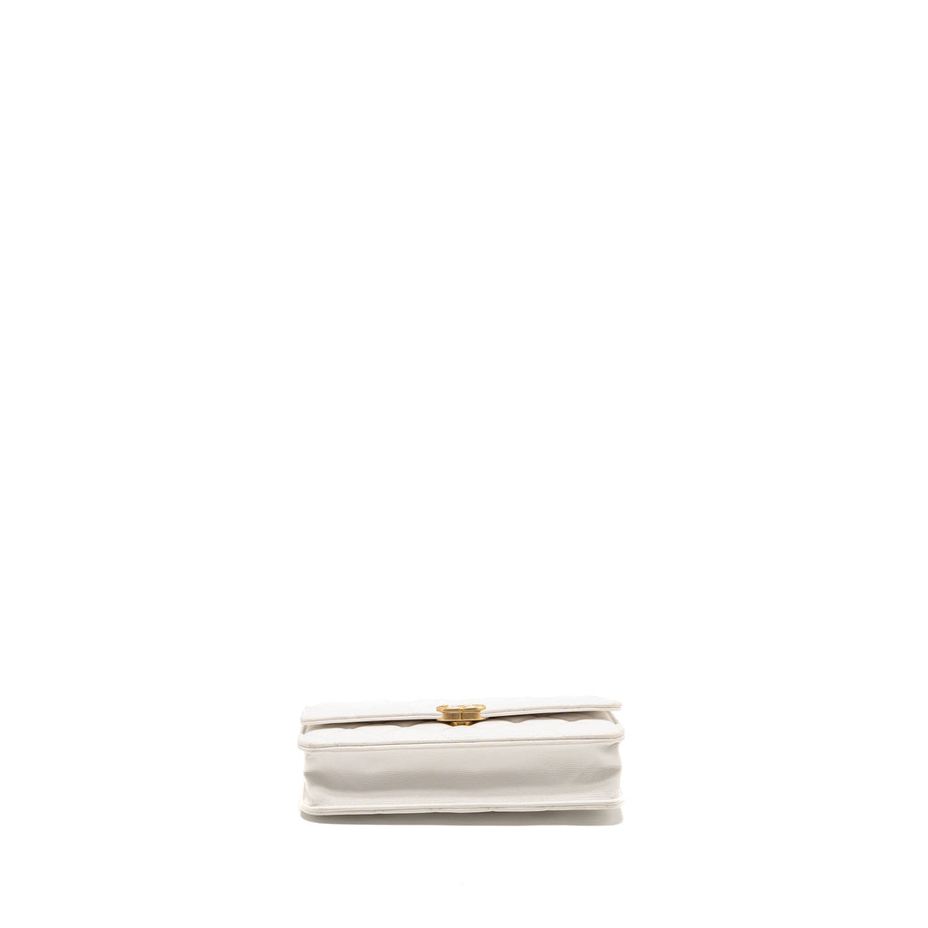 chanel-giant-chain-classic-wallet-on-chain-lambskin-white-multicolour-hardware-microchip