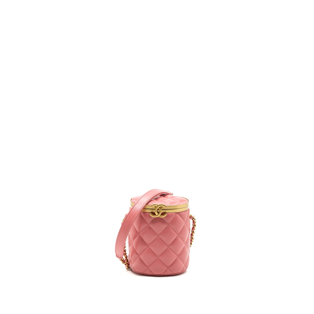 chanel-round-vanity-case-with-chain-lambskin-pink-ghwmicrochip-copy