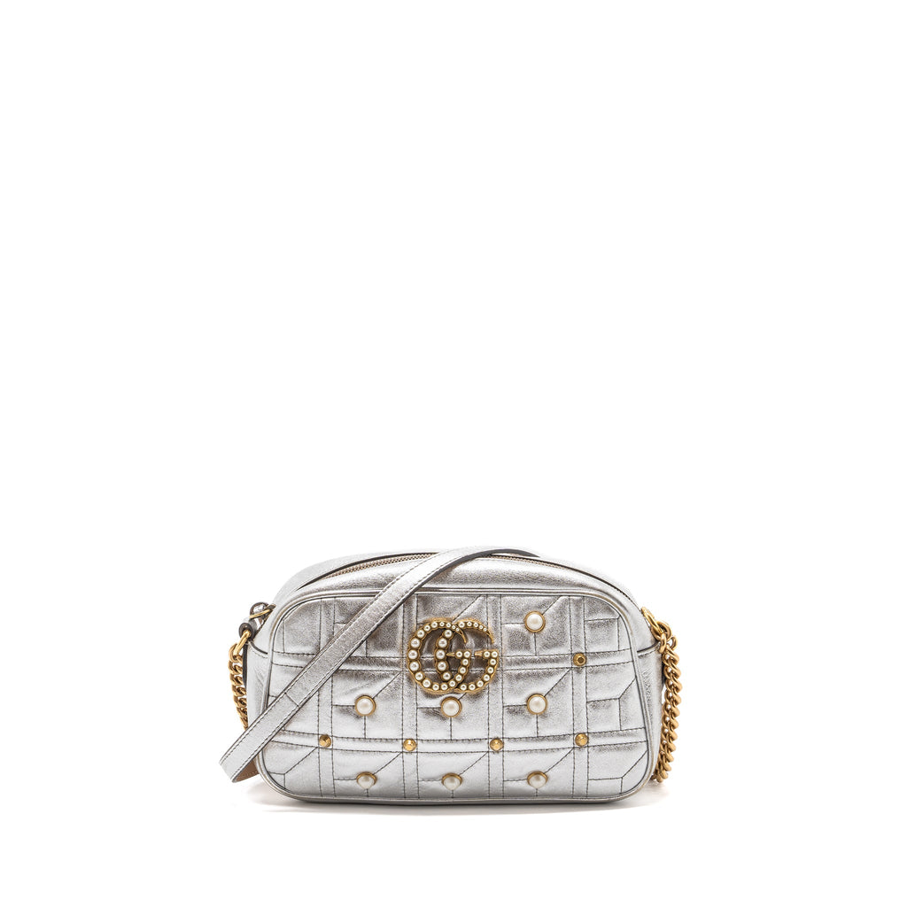 gucci-gg-marmont-camera-bag-with-pearl-leather-silver-ghw