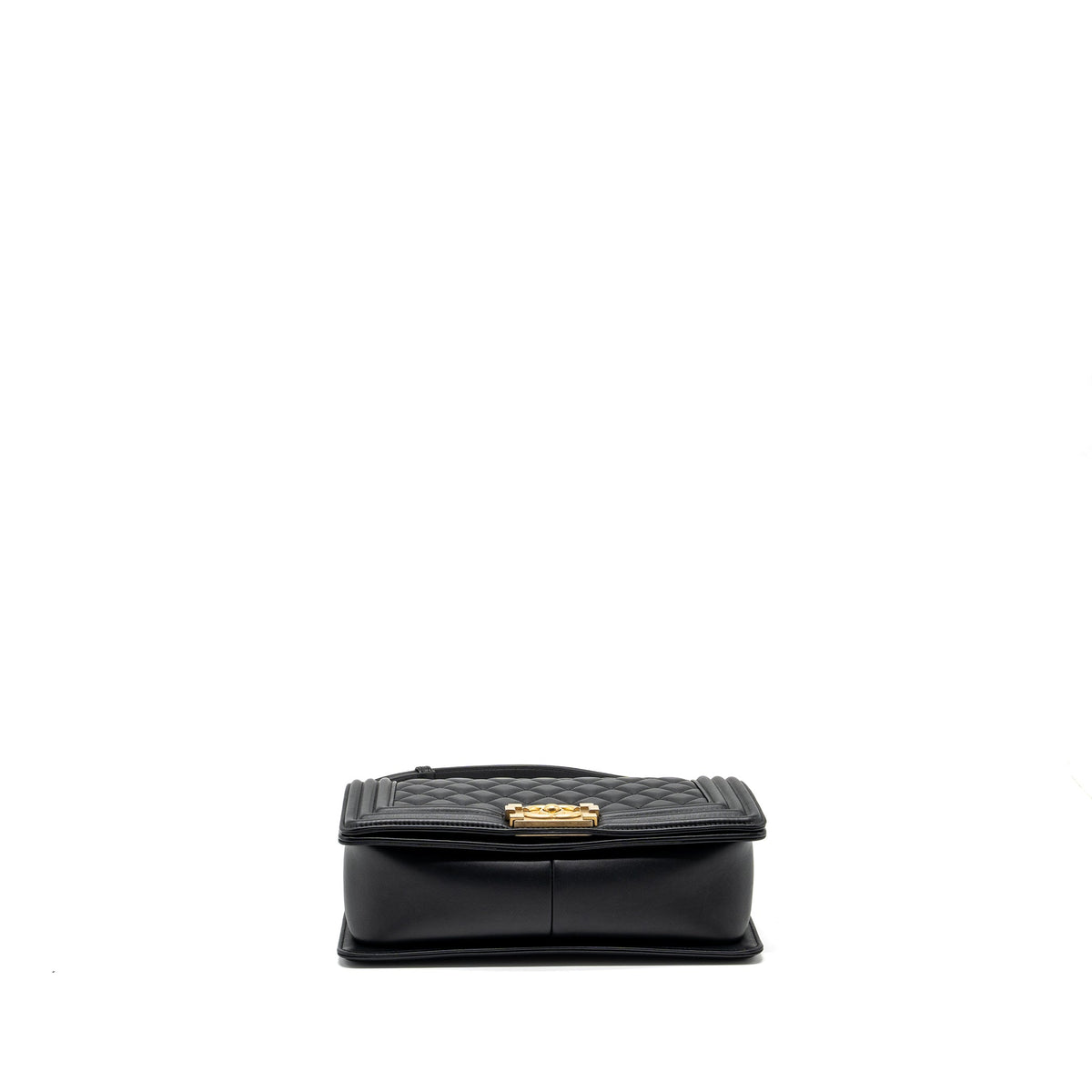 chanel-medium-boy-bag-smooth-calfskin-black-ghw