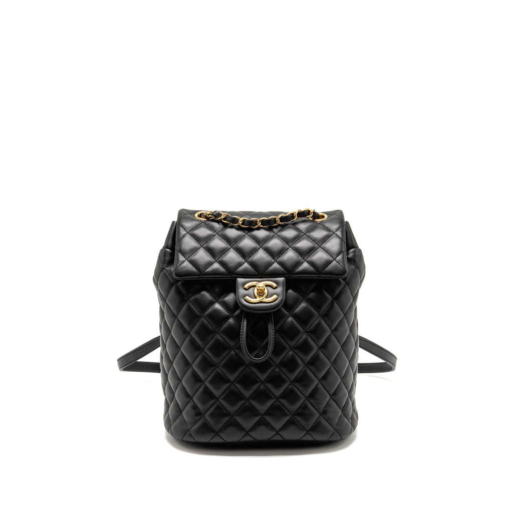 chanel-backpack-black-1