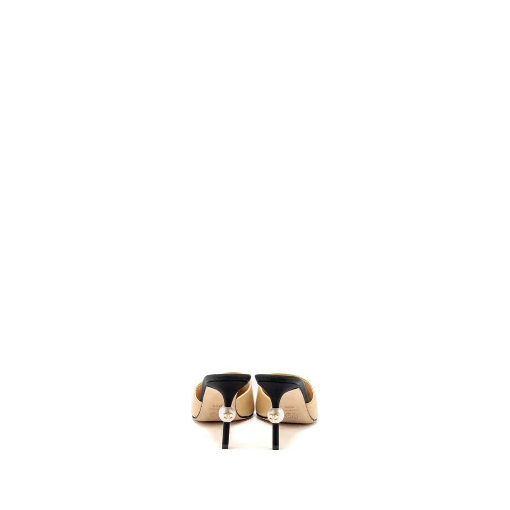chanel-size-36-5-pearl-heel-mule-leather-beige-blac