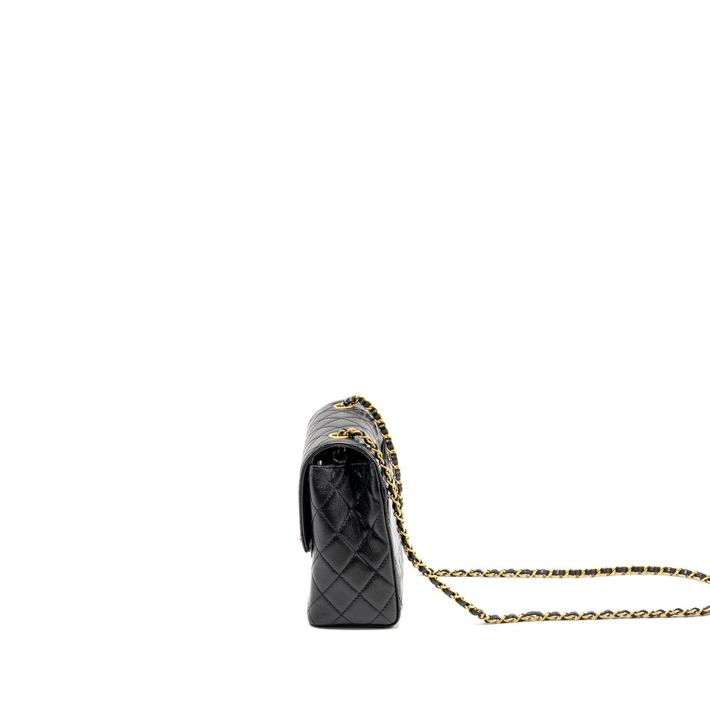chanel-22k-retro-classic-new-square-mini-flap-bag-goatskin-black-ghw-microchip-2