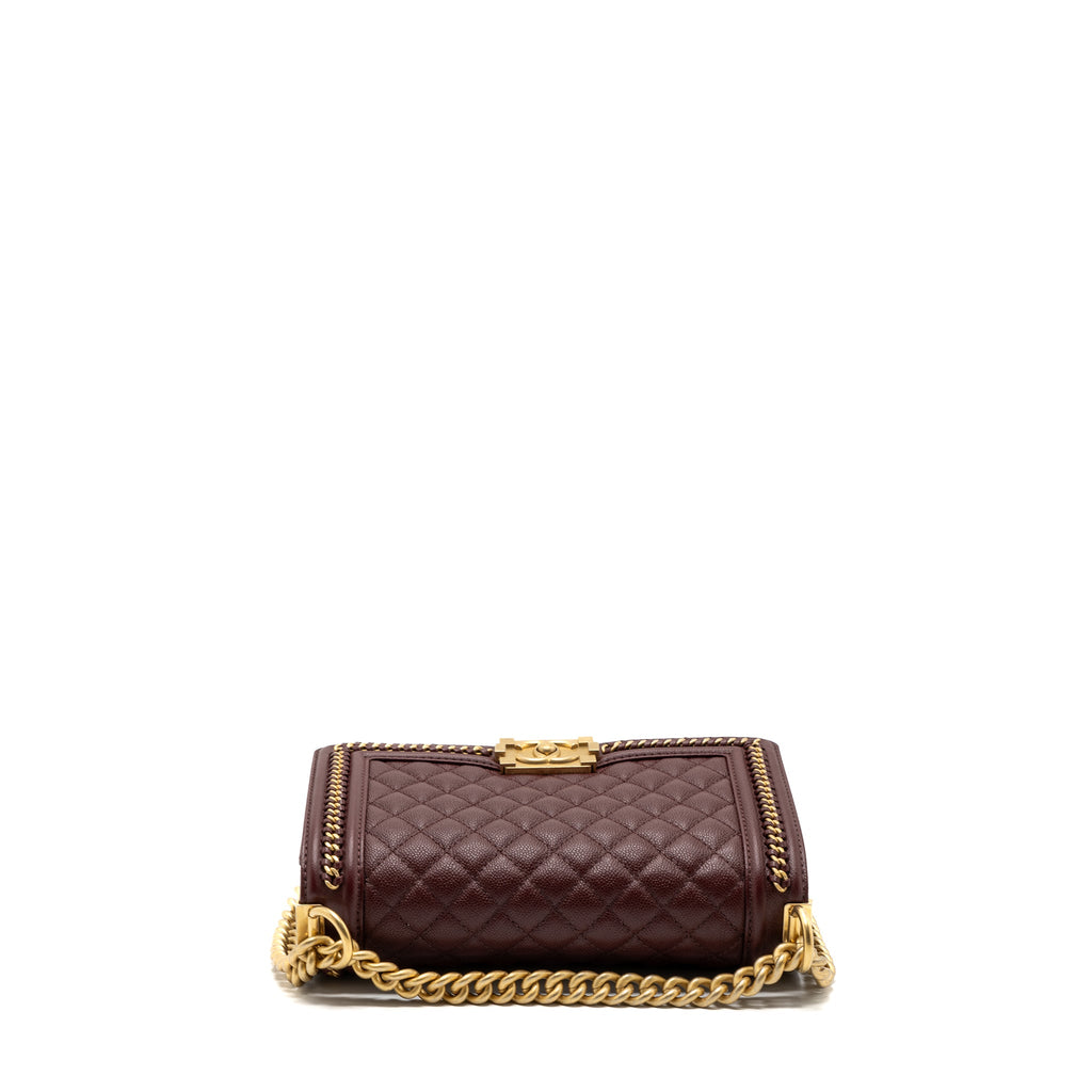 chanel-medium-boy-bag-limited-edition-caviar-burgundy-ghwmicrochip