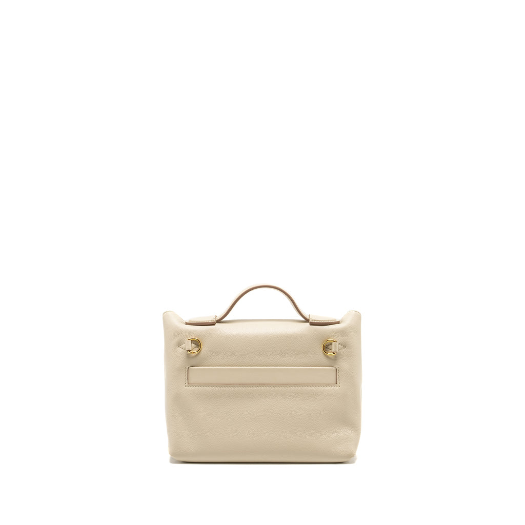 hermes-24-24-2424-21-touch-evercolor-alligator-swift-beton-ghw-stamp-b-copy