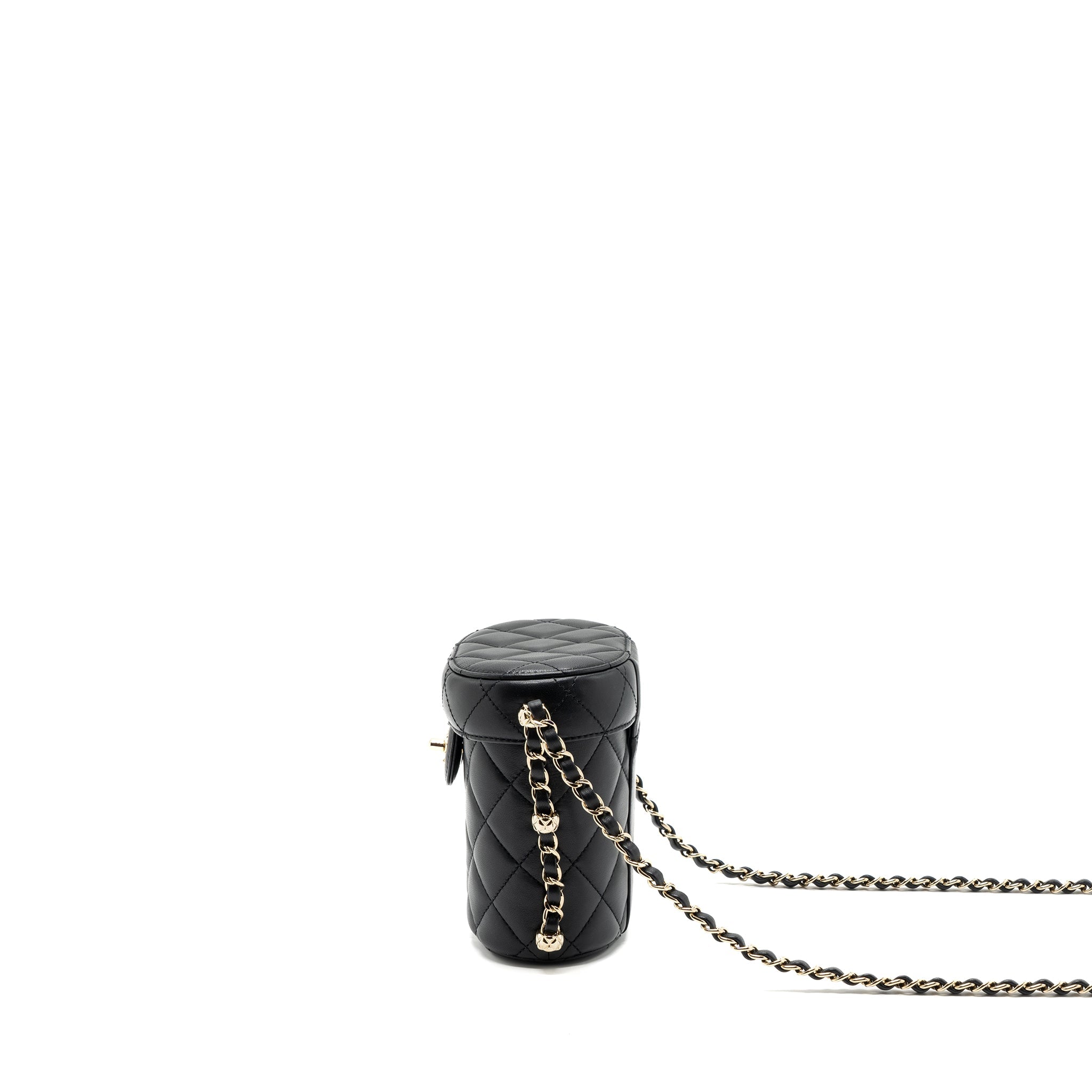 chanel-vanity-with-chain-lambskin-black-lghwmicrochip