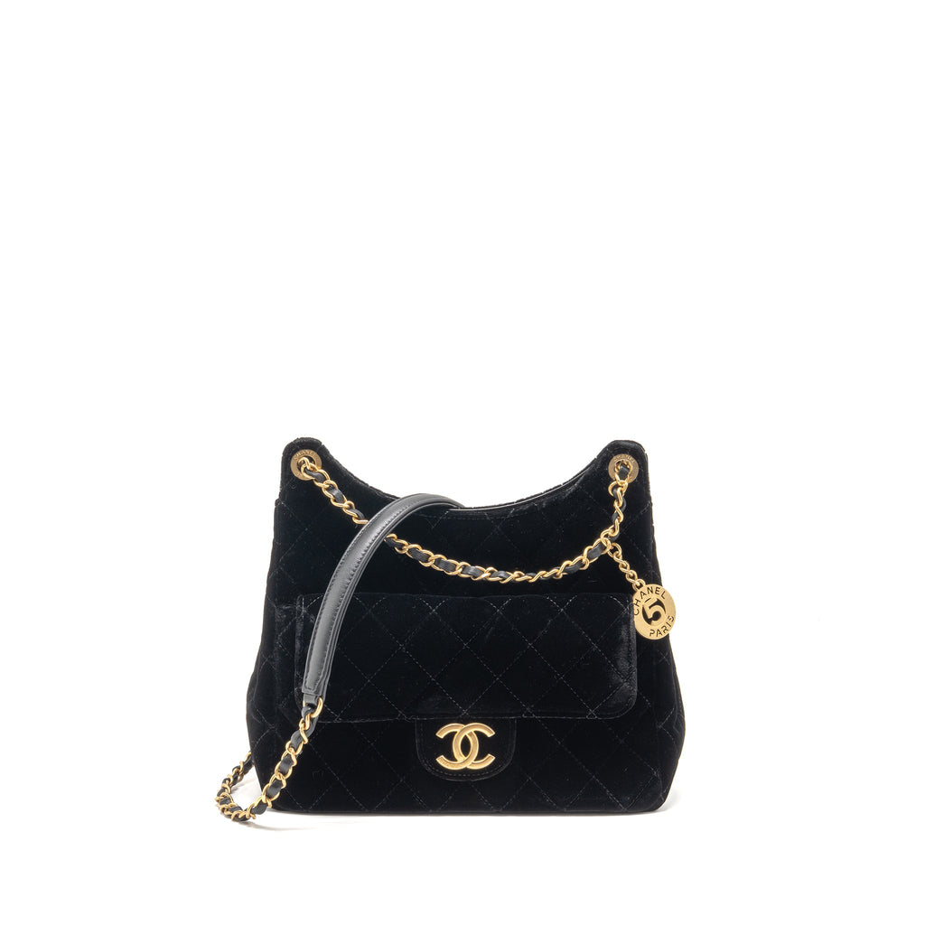 chanel-black-7